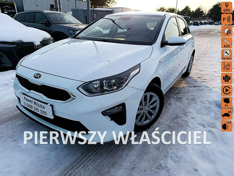 Używany Kia Ceed 101 KM (74 kW) 2019 Biały (metalik) Hatchback