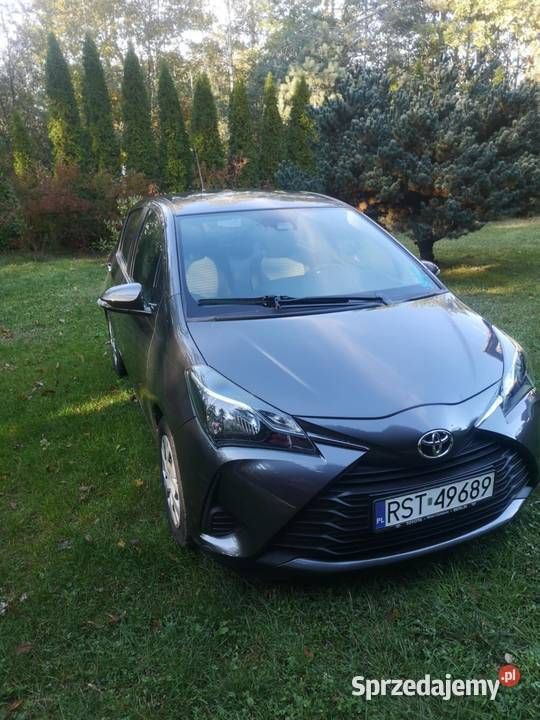 Szary Używany 2020 Toyota Yaris Active | 48 000 zł (Uczciwa cena) - Obraz 1/4