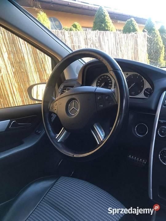 Używany Toyota Prius 2005 Czarny Hatchback