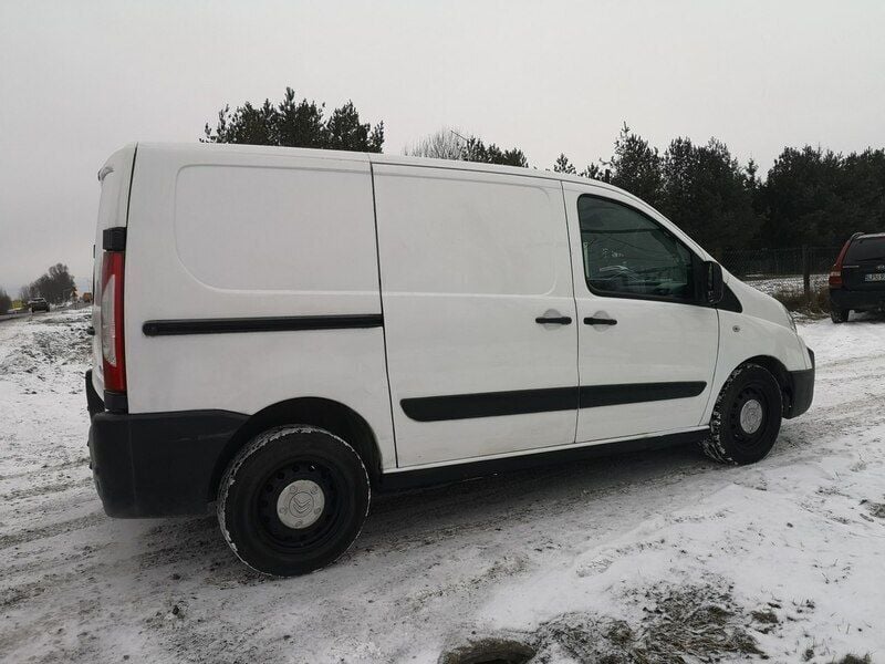 Używany Citroën Jumpy 143 KM (105 kW) 2015 Biały Minivan