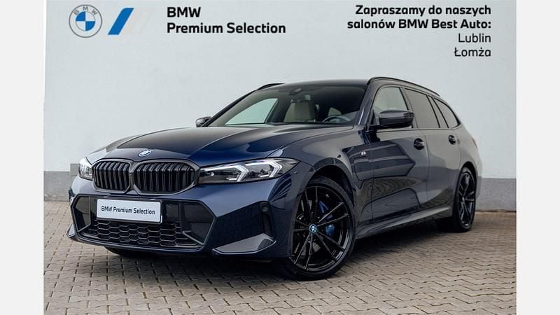 Tansanit blue ii metallic metalizowany Używany 2023 BMW 330e Comfort Edition Kombi | 259 000 zł - Obraz 1/4