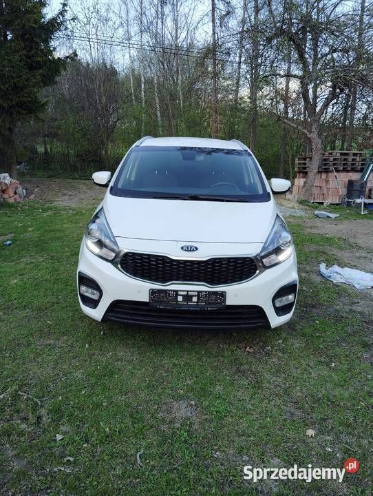 Biały Używany 2017 Kia Carens 2 Minivan | 39 000 zł (Uczciwa cena) - Obraz 1/4