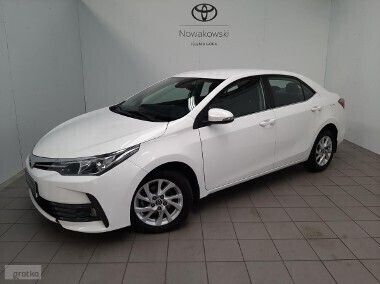Biały Używany 2019 Toyota Corolla Plus Sedan/Limuzyna | 71 400 zł - Obraz 1/4