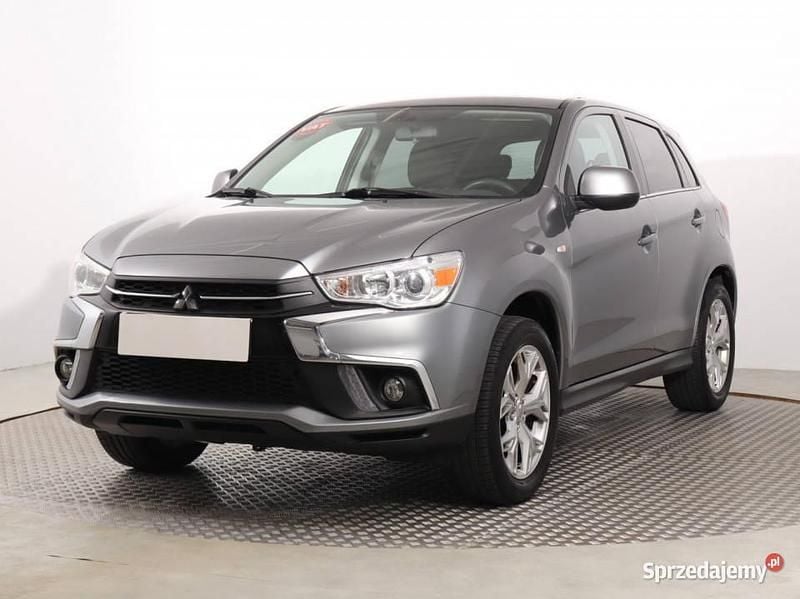 Używany Mitsubishi ASX 2019 Srebrny SUV