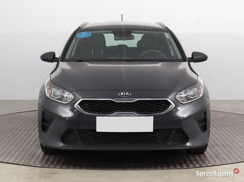 Szary Używany 2020 Kia Ceed Kombi | 40 999 zł (Dobra cena) - Obraz 1/4