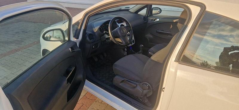 Używany Opel Corsa 2010 Biały Hatchback