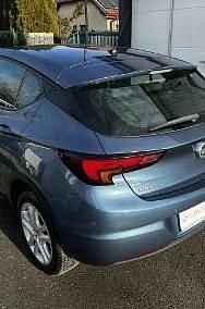 Używany Opel Astra 101 KM (74 kW) 2016 Niebieski Hatchback