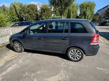 Używany Opel Zafira 2014 Szary Minivan