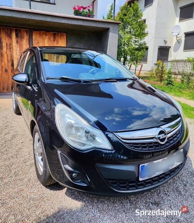 Czarny Używany 2012 Opel Corsa Hatchback | 17 900 zł (Dobra cena) - Obraz 1/4