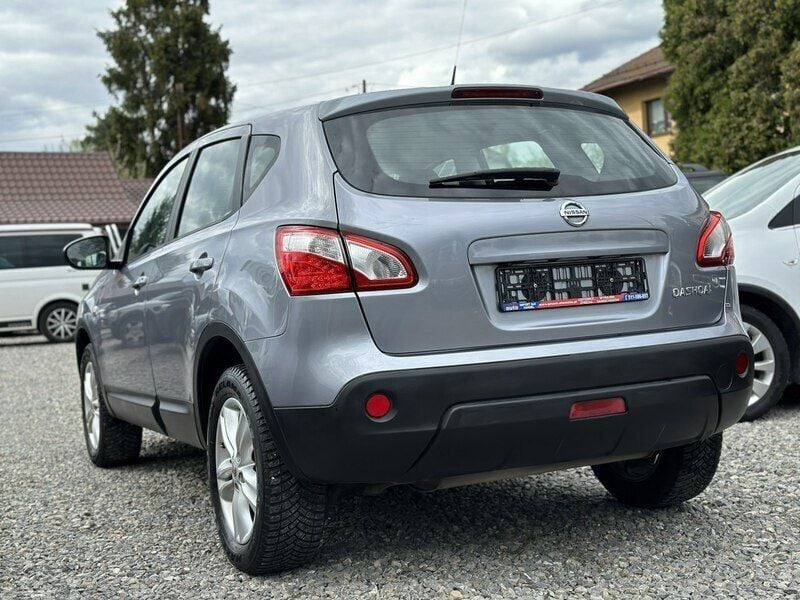 Używany Nissan Qashqai +2 117 KM (86 kW) 2012 Szary (metalik) SUV