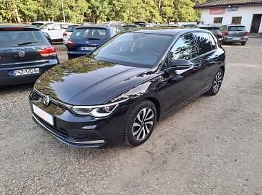 Czarny Używany 2022 VW Golf VIII Hatchback | 95 900 zł (Dość drogi) - Obraz 1/4
