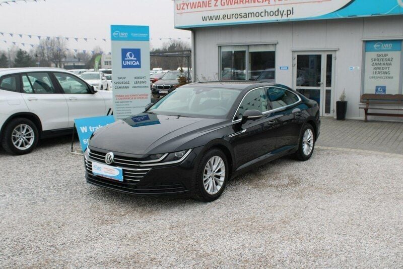 Używany VW Arteon 150 KM (110 kW) 2018 Czarny Sedan/Limuzyna