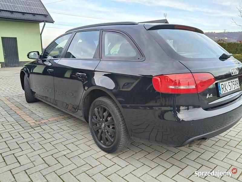 Używany Audi A4 2011