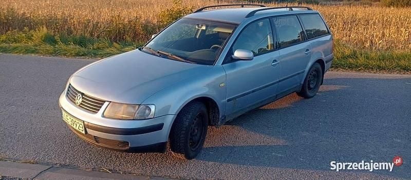 Używany 1999 VW Passat Kombi | 2800 zł (Dobra cena) - Obraz 1/4