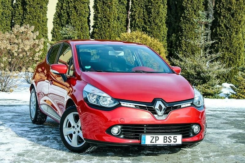 Używany Renault Clio IV 90 KM (66 kW) 2016 Inny (metalik, perła) Hatchback