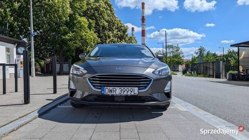 Grafitowy Używany 2018 Ford Focus Hatchback | 49 900 zł (Dość drogi) - Obraz 1/4