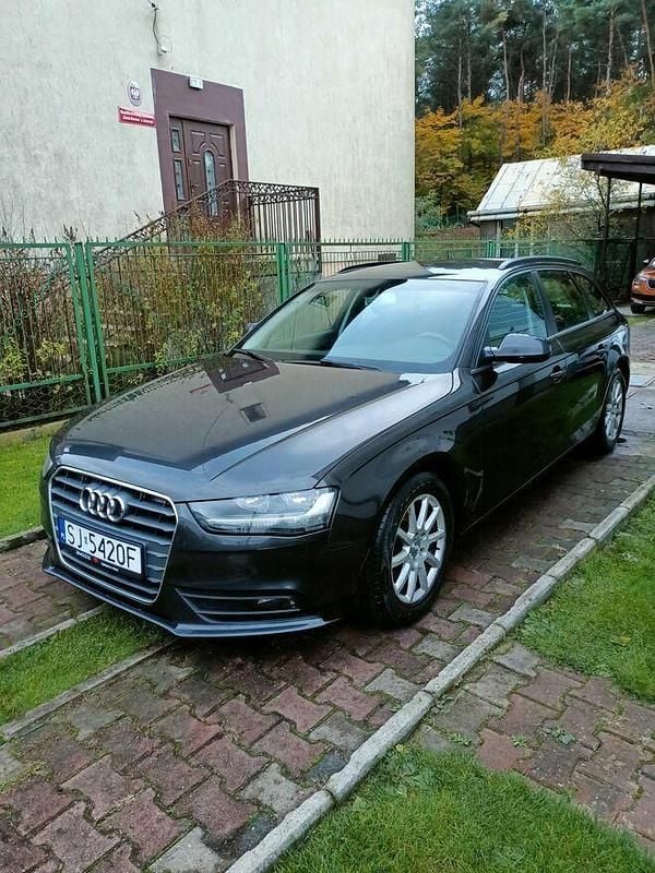 Szary Używany 2012 Audi A4 Kombi | 30 400 zł (Dobra cena) - Obraz 1/4