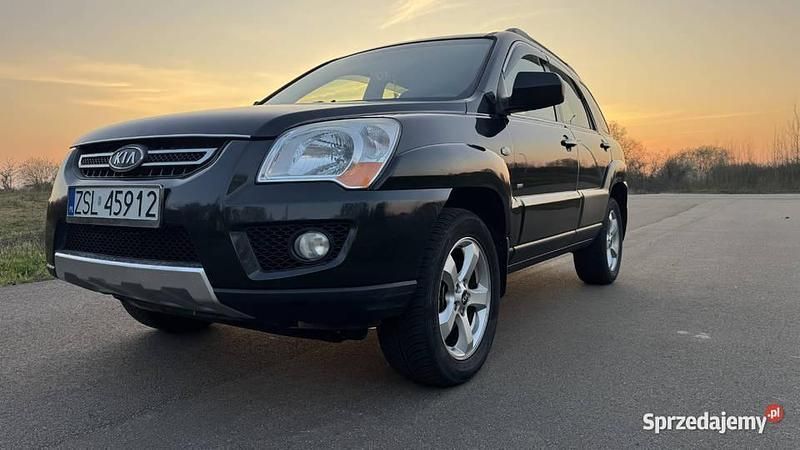Czarny Używany 2008 Kia Sportage SUV | 17 900 zł (Uczciwa cena) - Obraz 1/4