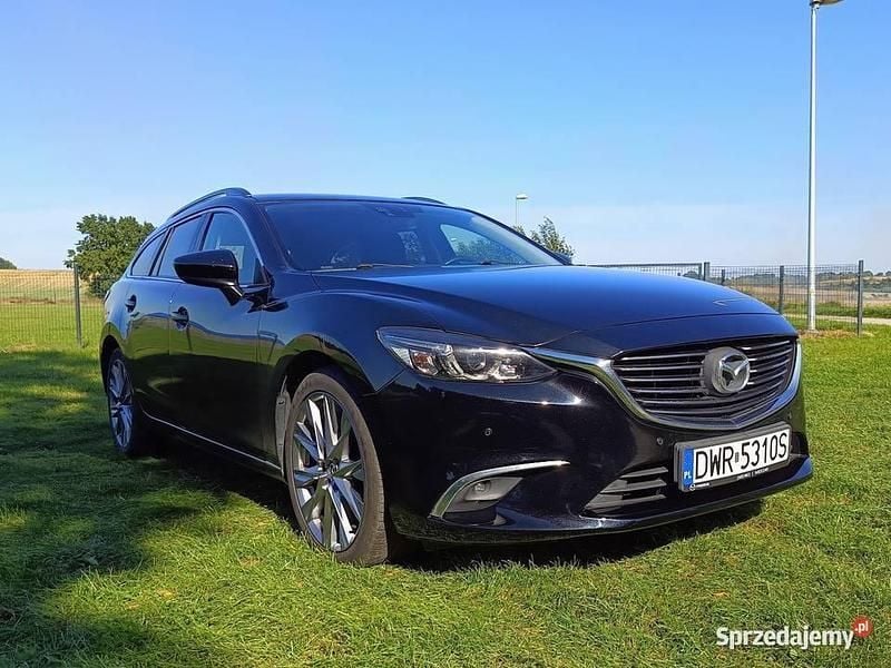 Czarny Używany 2015 Mazda 6 Kombi | 51 900 zł (Dość drogi) - Obraz 1/4