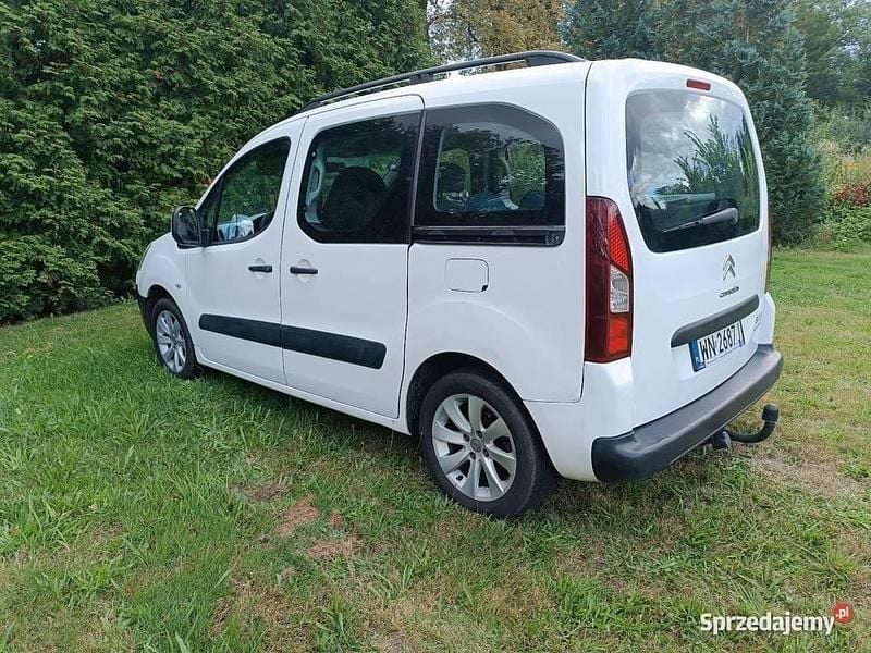 Biały Używany 2013 Citroën Berlingo Minivan | 9000 zł (Super Cena) - Obraz 1/4