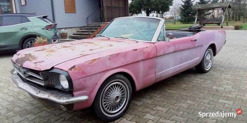 Używany 1965 Ford Mustang Kabriolet | 39 900 zł - Obraz 1/4
