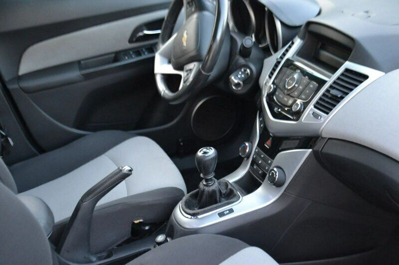 Używany Chevrolet Cruze 141 KM (103 kW) 2011 Niebieski (metalik) Sedan/Limuzyna