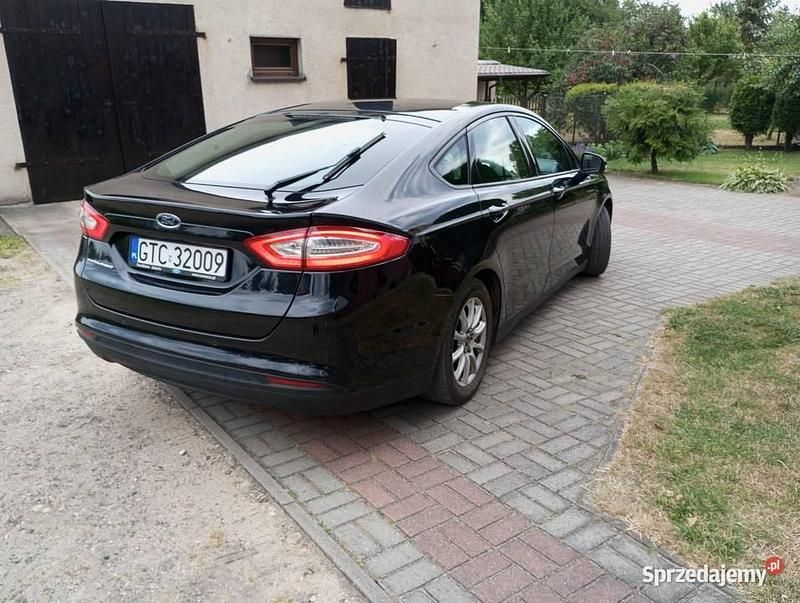 Czarny Używany 2015 Ford Mondeo Sedan/Limuzyna | 29 000 zł (Uczciwa cena) - Obraz 1/4
