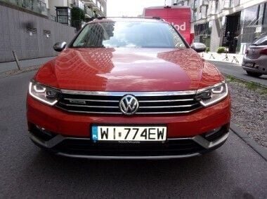 Pomarańczowy Używany 2016 VW Passat Alltrack Kombi | 64 000 zł - Obraz 1/4