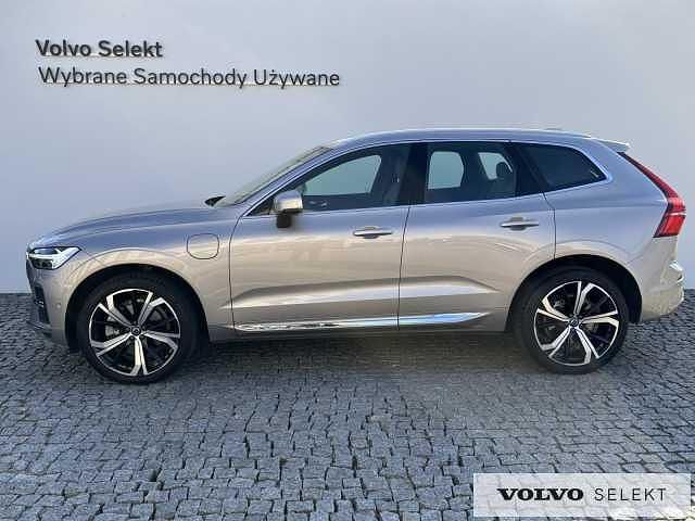 Używany Volvo XC60 455 KM (334 kW) 2024 Szary SUV
