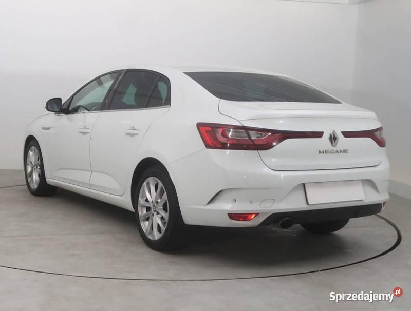 Używany Renault Mégane IV 2016 Biały Sedan/Limuzyna