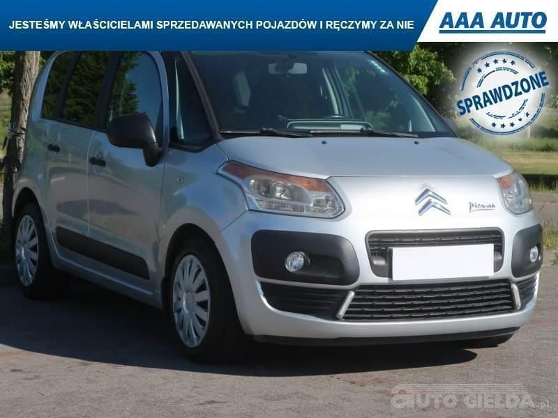 Srebrny Używany 2009 Citroën C3 Picasso Minivan | 8999 zł (Uczciwa cena) - Obraz 1/4