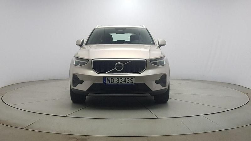 Używany Volvo XC40 Core 163 KM (119 kW) 2022 Niebieski SUV