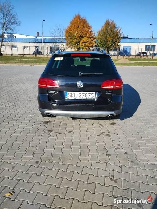 Używany VW Passat 2013 Czarny Kombi