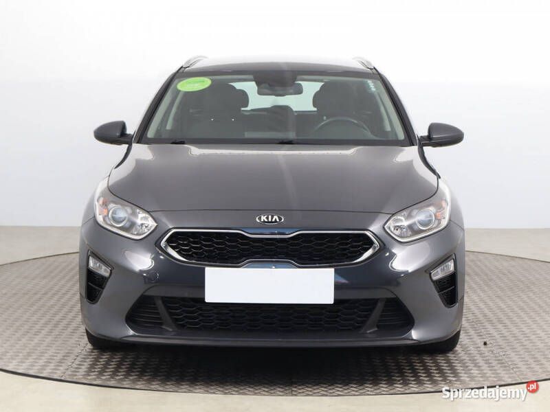 Szary Używany 2021 Kia Ceed Kombi | 57 999 zł (Uczciwa cena) - Obraz 1/4