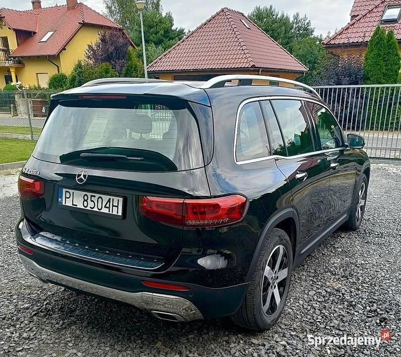 Czarny Używany 2020 Mercedes GLB200 SUV | 119 000 zł - Obraz 1/4