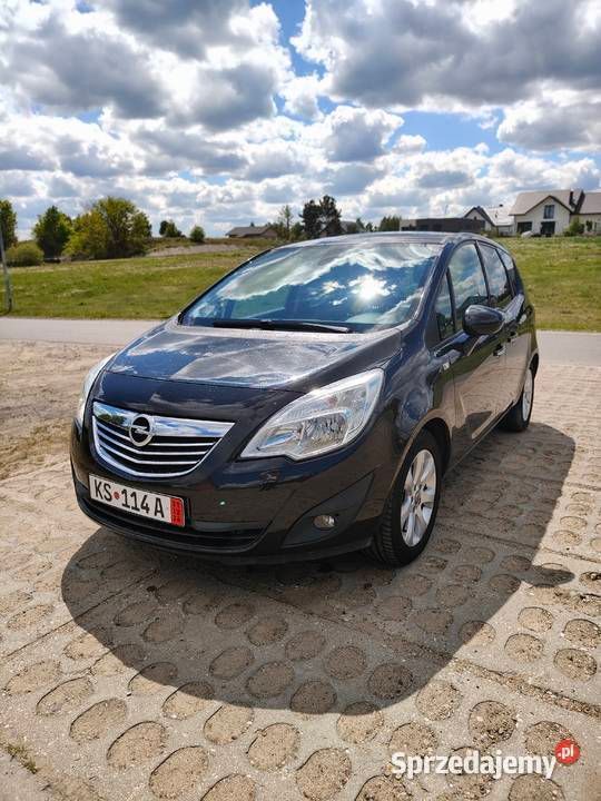 Czarny Używany 2012 Opel Meriva Minivan | 15 800 zł (Dobra cena) - Obraz 1/4