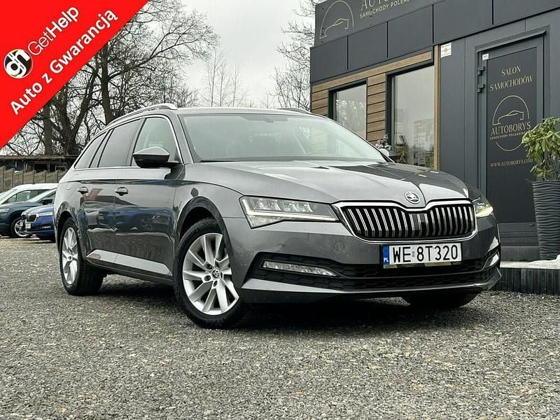 Używany Skoda Superb 150 KM (110 kW) 2023 Szary (metalik) Kombi