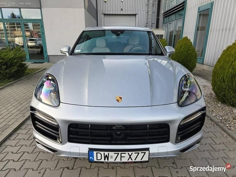 Srebrny Używany 2019 Porsche Cayenne Sport SUV | 349 000 zł - Obraz 1/4