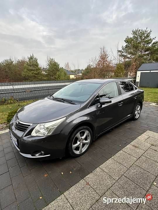 Szary Używany 2009 Toyota Avensis Sedan/Limuzyna | 28 000 zł (Uczciwa cena) - Obraz 1/4