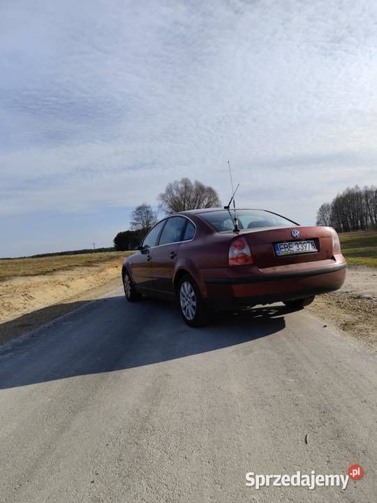 Używany VW Passat 2001 Bordowy Sedan/Limuzyna