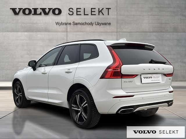 Używany Volvo XC60 190 KM (139 kW) 2020 Biały SUV
