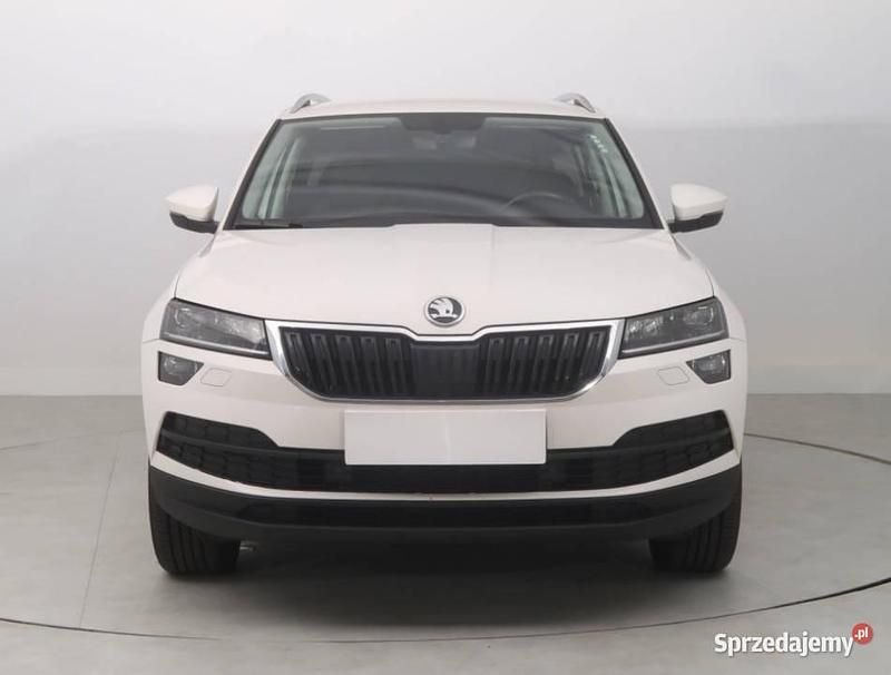 Biały Używany 2018 Skoda Karoq SUV | 58 999 zł (Uczciwa cena) - Obraz 1/4