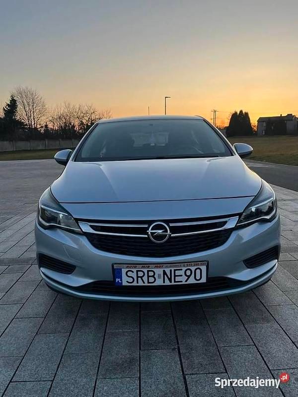 Używany 2017 Opel Astra | 32 500 zł (Uczciwa cena) - Obraz 1/4