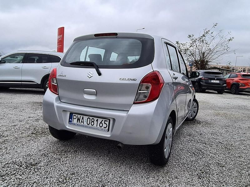 Używany Suzuki Celerio 68 KM (50 kW) 2019 Srebrny (metalik) Hatchback