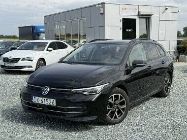 Czarny Używany 2024 VW Golf VIII Goal Kombi | 105 900 zł - Obraz 1/4