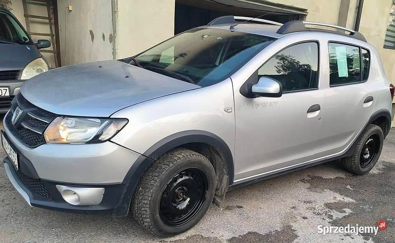 Używany Dacia Sandero 2013 Srebrny Hatchback
