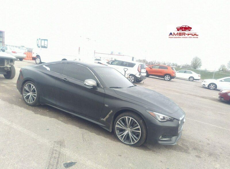 Czarny Używany 2017 Infiniti Q60 Coupe | 88 000 zł - Obraz 1/4
