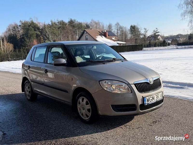 Używany Skoda Fabia 2009 Beżowy Hatchback