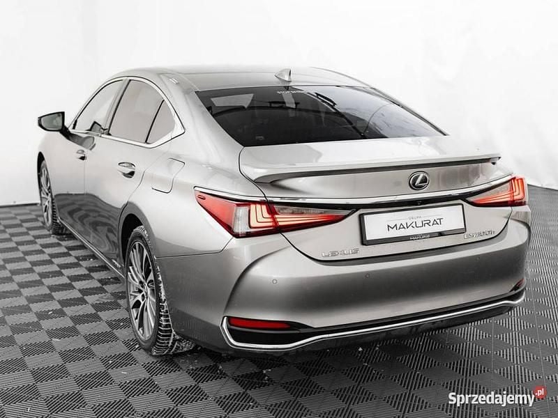 Używany Lexus ES300H 2019 Beżowy Sedan/Limuzyna