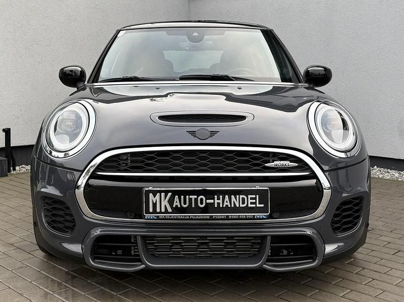 Używany Mini John Cooper Works 231 KM (169 kW) 2019 Szary Hatchback
